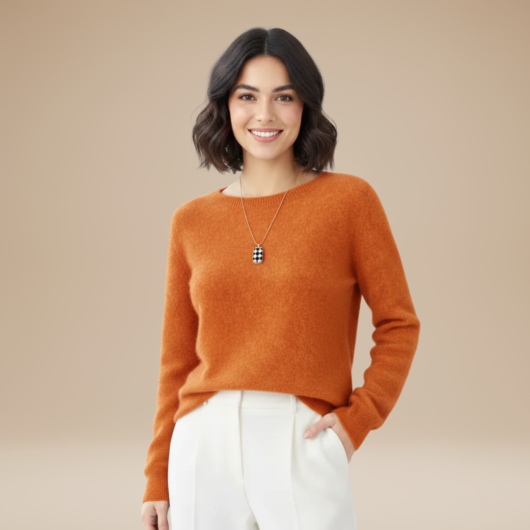 Claudia | Classic Crewneck Sweater