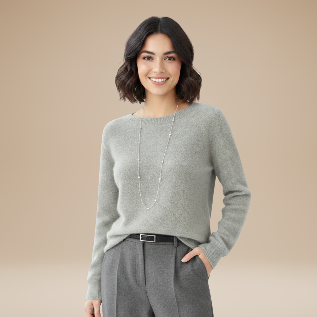 Claudia | Classic Crewneck Sweater