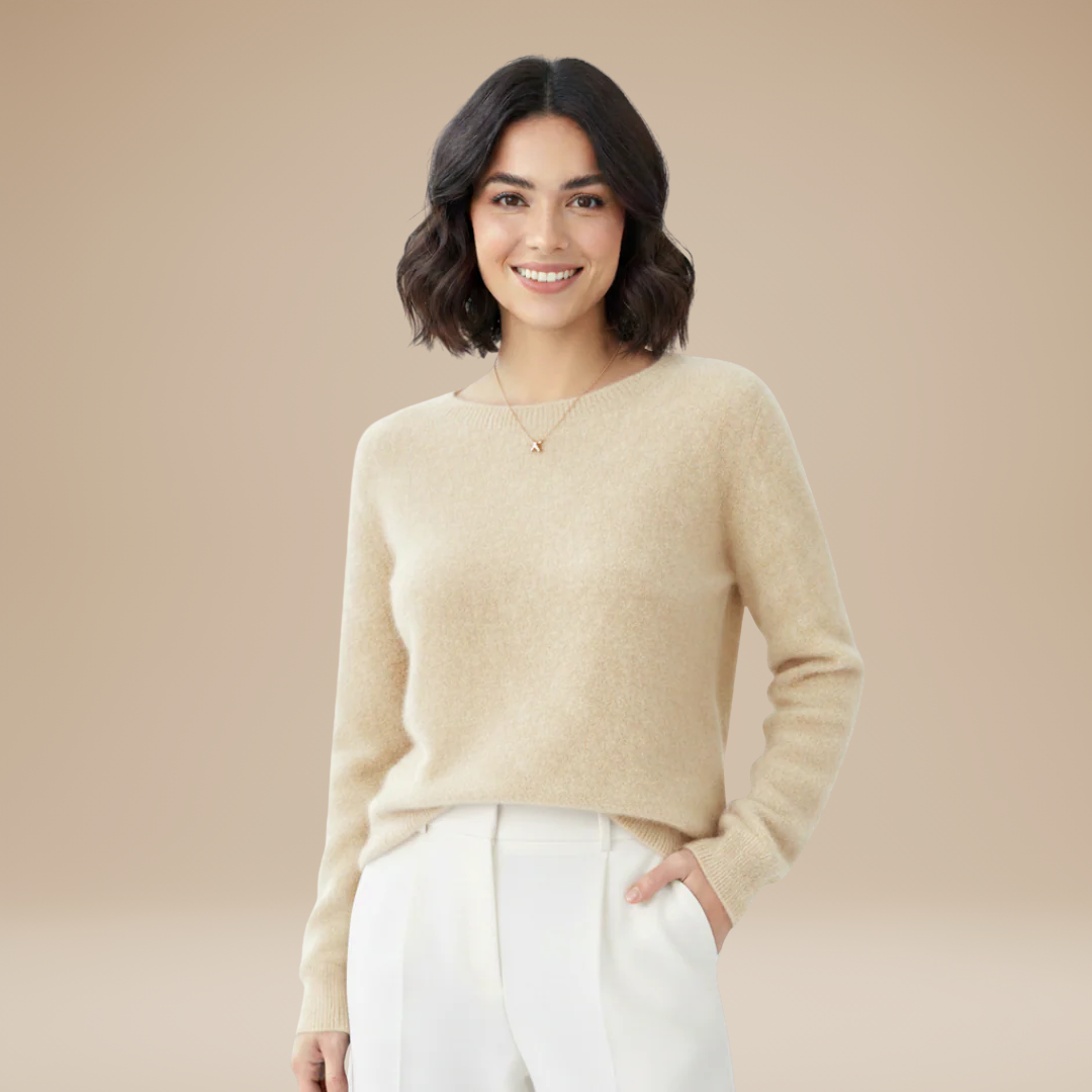 Claudia | Classic Crewneck Sweater