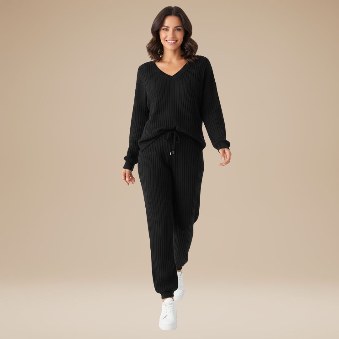 Milea | Completo Donna a Costine con Maglia a V e Pantaloni