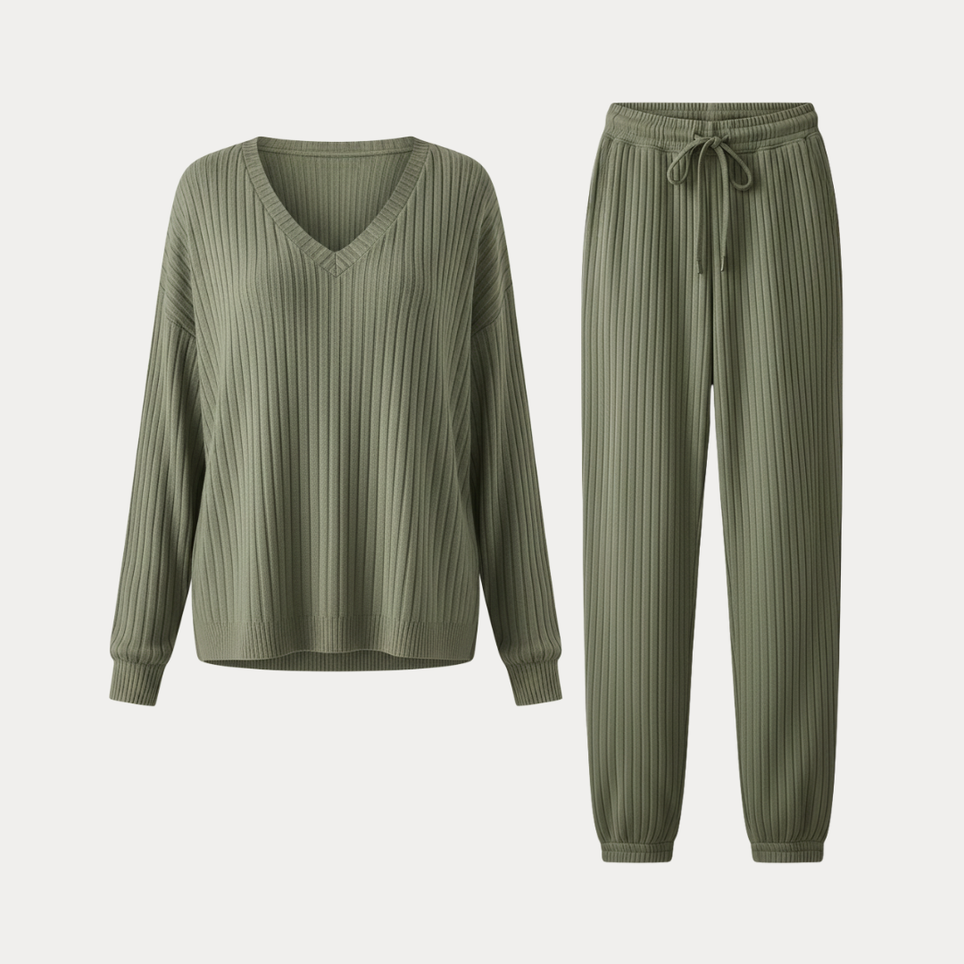 Milea | Completo Donna a Costine con Maglia a V e Pantaloni