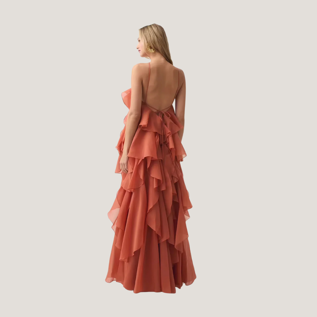 Armanda | Abito Elegante con Dettagli Drammatici