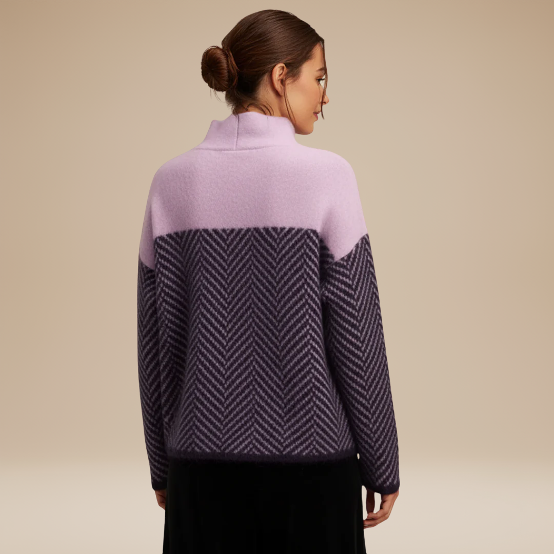 Alessia | Women's Oversized Sweater with Chevron Pattern